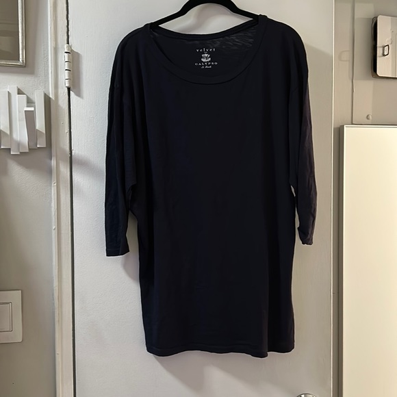 Calypso Navy T-Shirt - Picture 1 of 4